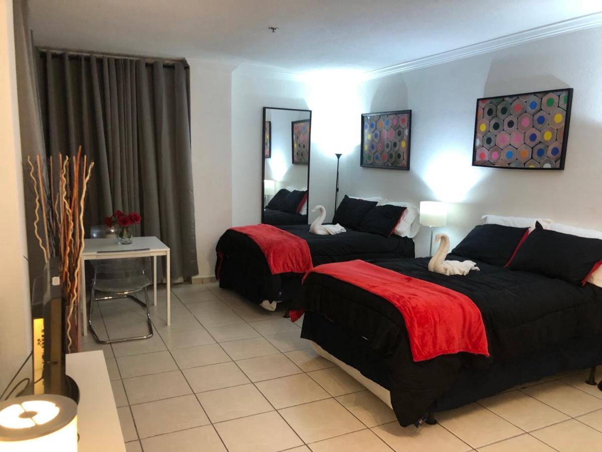 Casablanca On The Beach, Oceanfront Studio Miami Beach — Photos 3